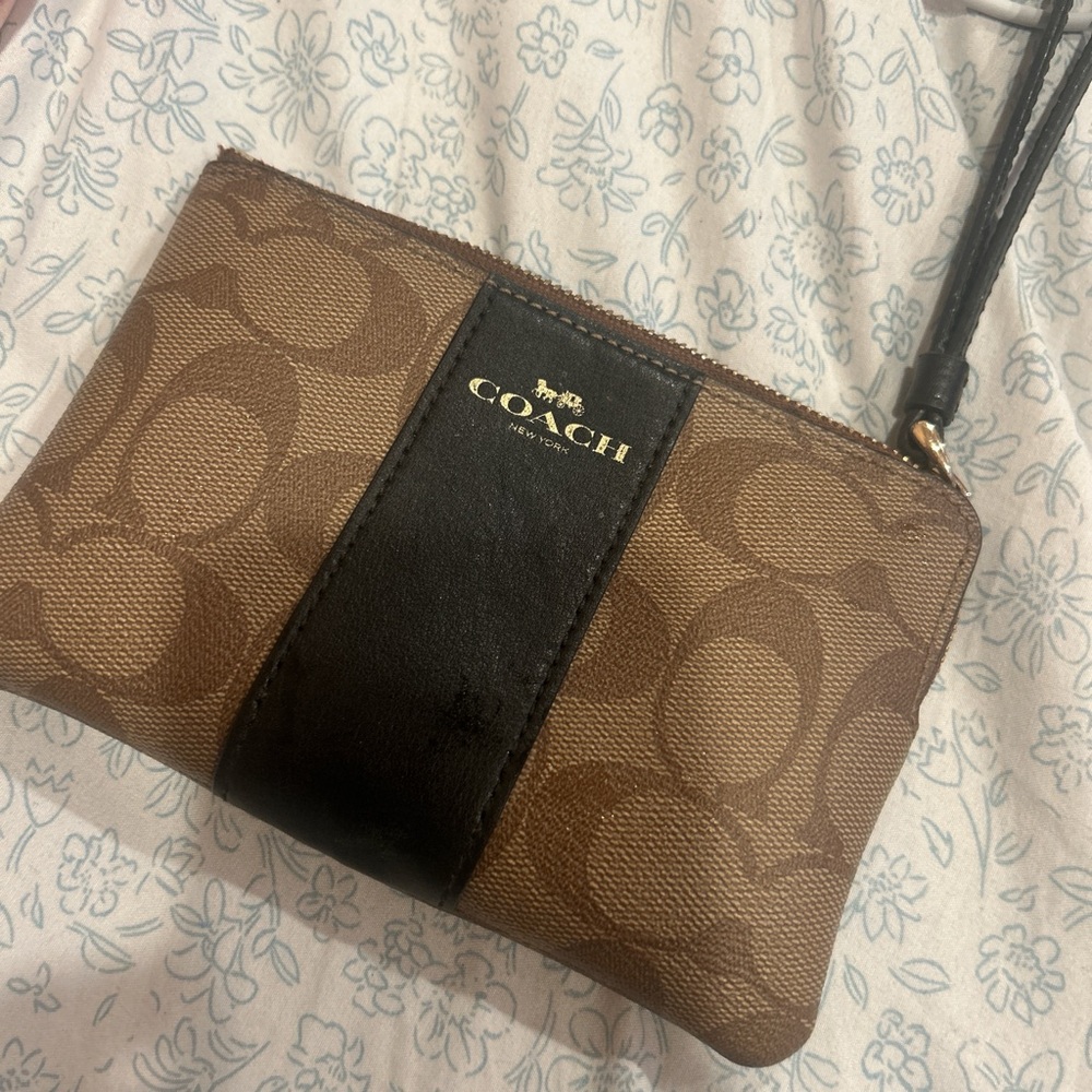 Coach Signature Brown and Black Pouch - Picture 1 of 2